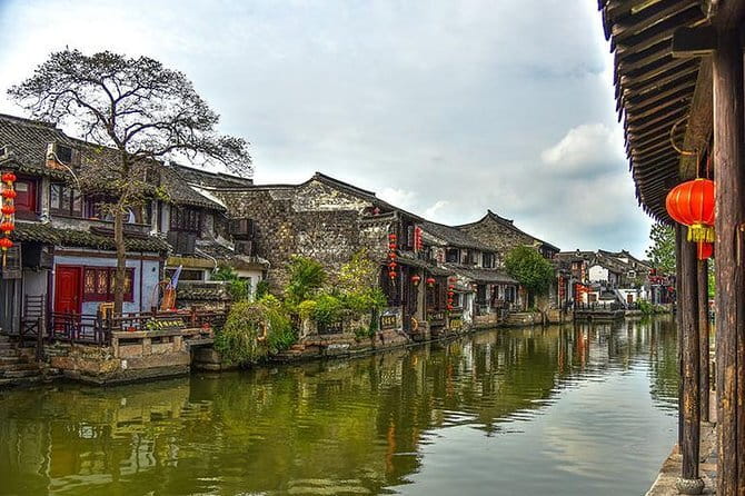 Tongli and Xitang Private Full Day Tour from Shanghai with Boat ride - The pickup and ride south from Shanghai