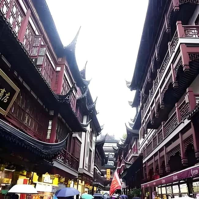 Yu Garden, Old Street, Bund & Zhujiajiao Water Town Bus Tour - Timing Tips: Crowds, Walking Pace, and When to Slow Down