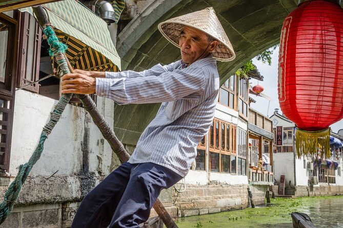 Zhujiajiao and Yu Garden Tour with Wonton Making in Shanghai - Quick hits on this Shanghai one-day plan