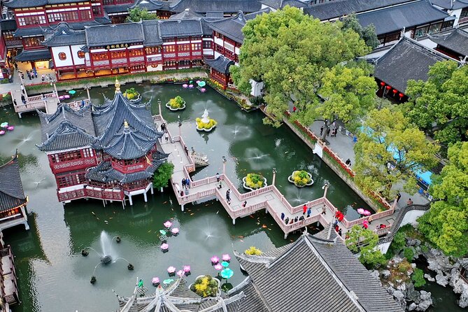 Zhujiajiao and Yu Garden Tour with Wonton Making in Shanghai - The Bund and the Huangpu River option: finish near the lights
