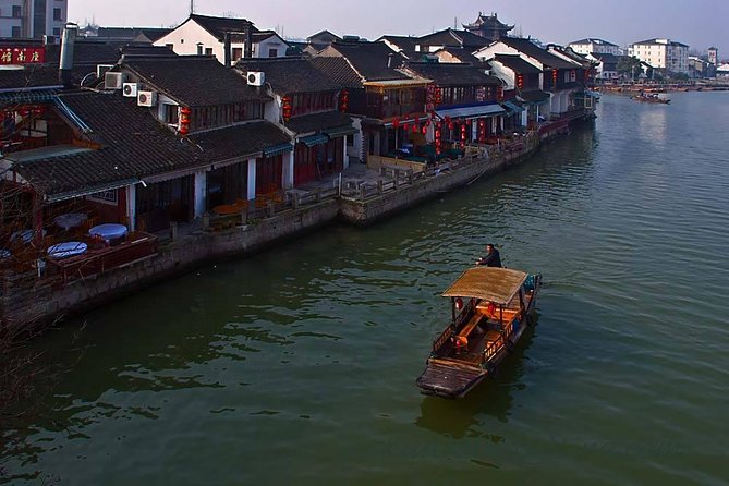 Zhujiajiao Water Town Private Tour with Local Farm Visit and Fruit Picking - Getting to Zhujiajiao: hotel pickup and a comfortable ride