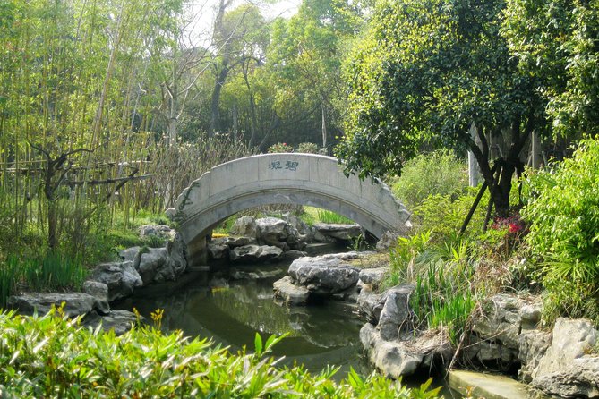 Zhujiajiao Water Village Half Day Tour - Who should book this Zhujiajiao water village tour