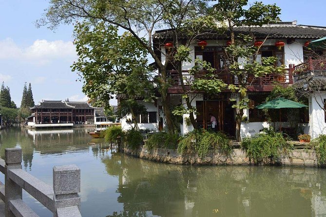 Zhujiajiao Water Village & Seven Treasure Town Day Tour from Shanghai - The Big Picture: Two Water Towns, One Guided Day